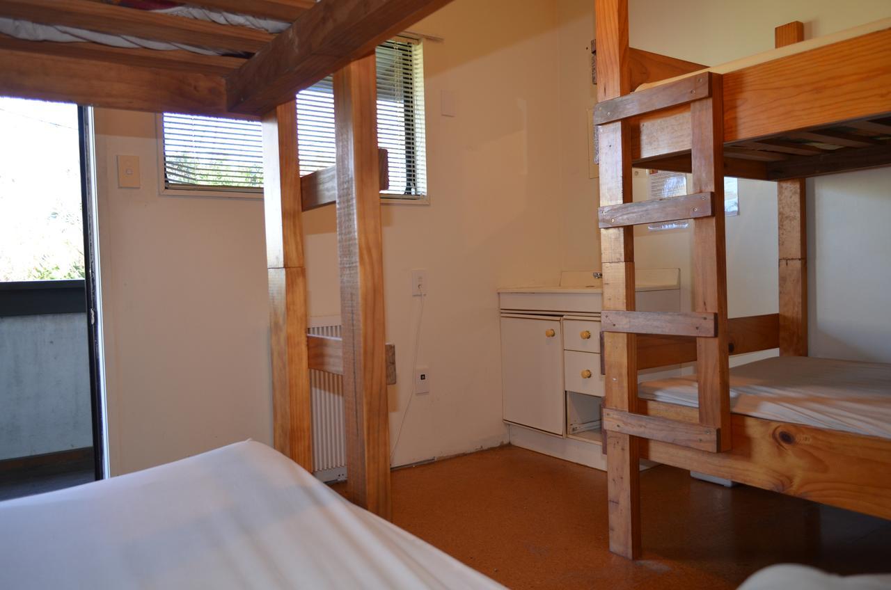 Bell Lodge Motel & Backpackers Hostel Tauranga Esterno foto